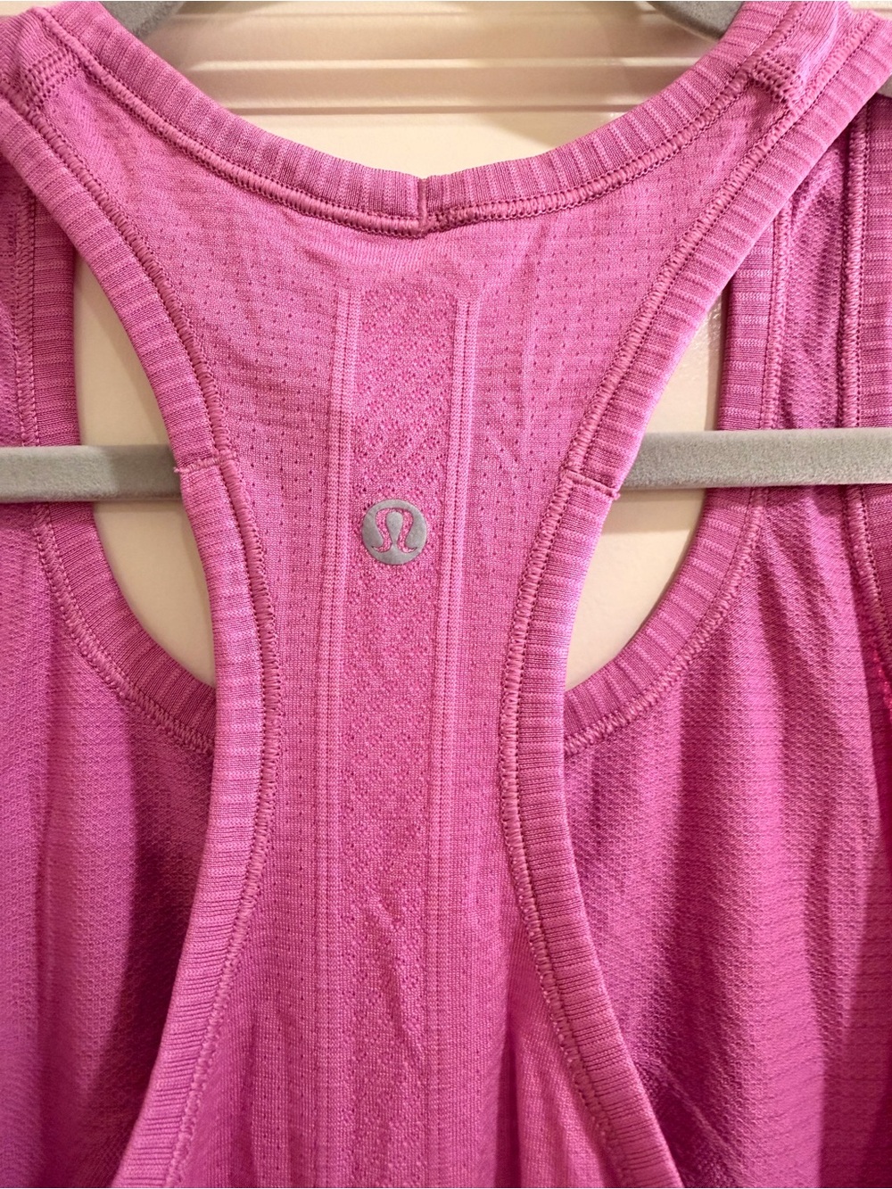 Lululemon Pink Racerback Performance Tank Size 8 - Picture 3 of 4
